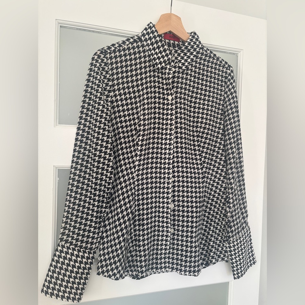 Black and White Houndstooth Blouse